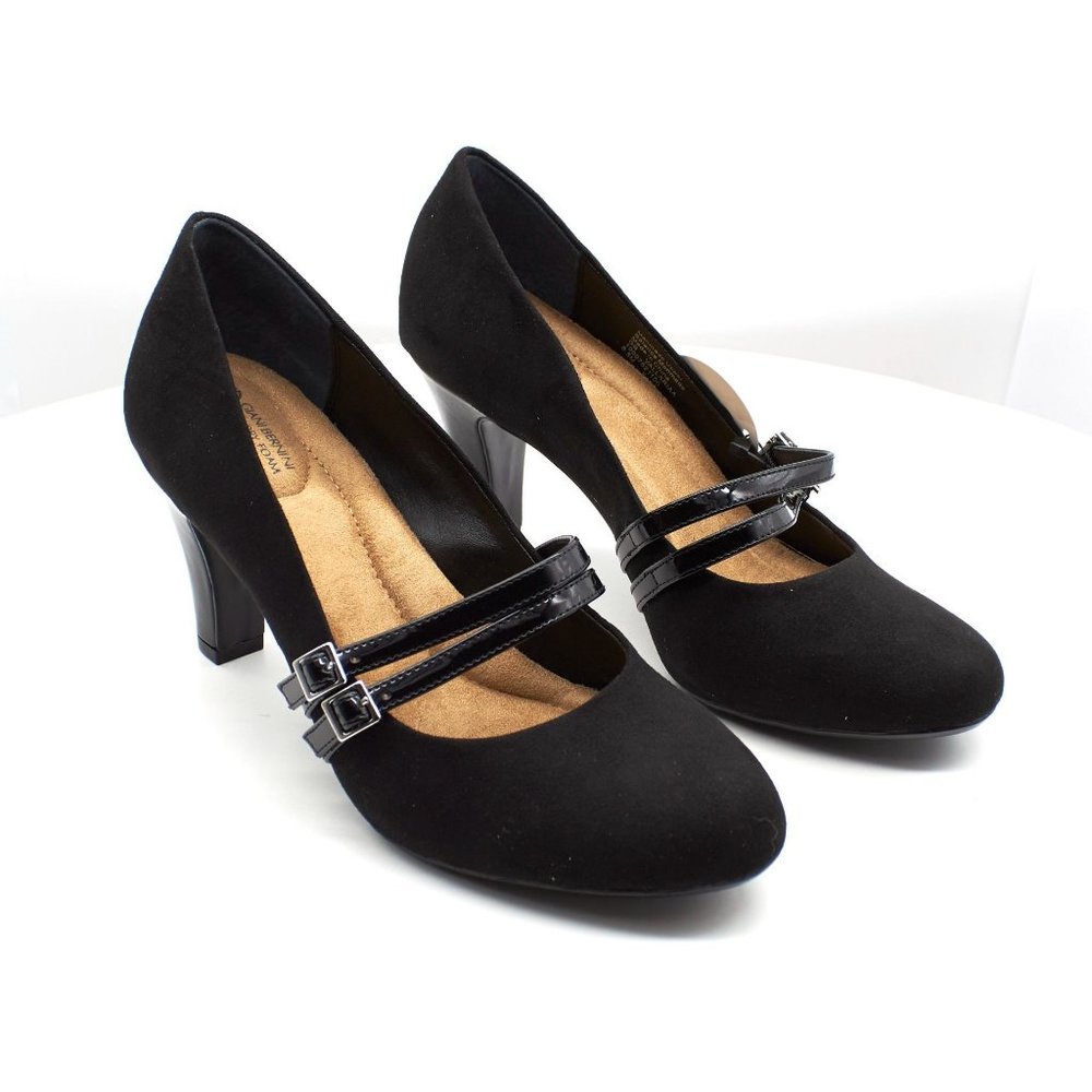 Giani Bernini Vallariaa Memory-Foam Dress Pumps 3 inch heel. NWT